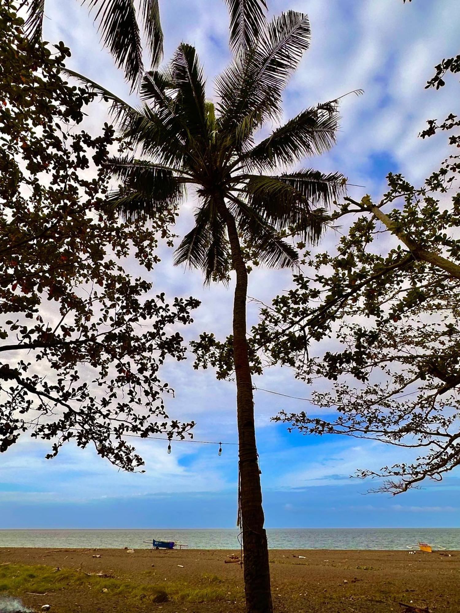 Playa Del Fuego Camiguin Beach Hostel & Resort Mambajao Zewnętrze zdjęcie
