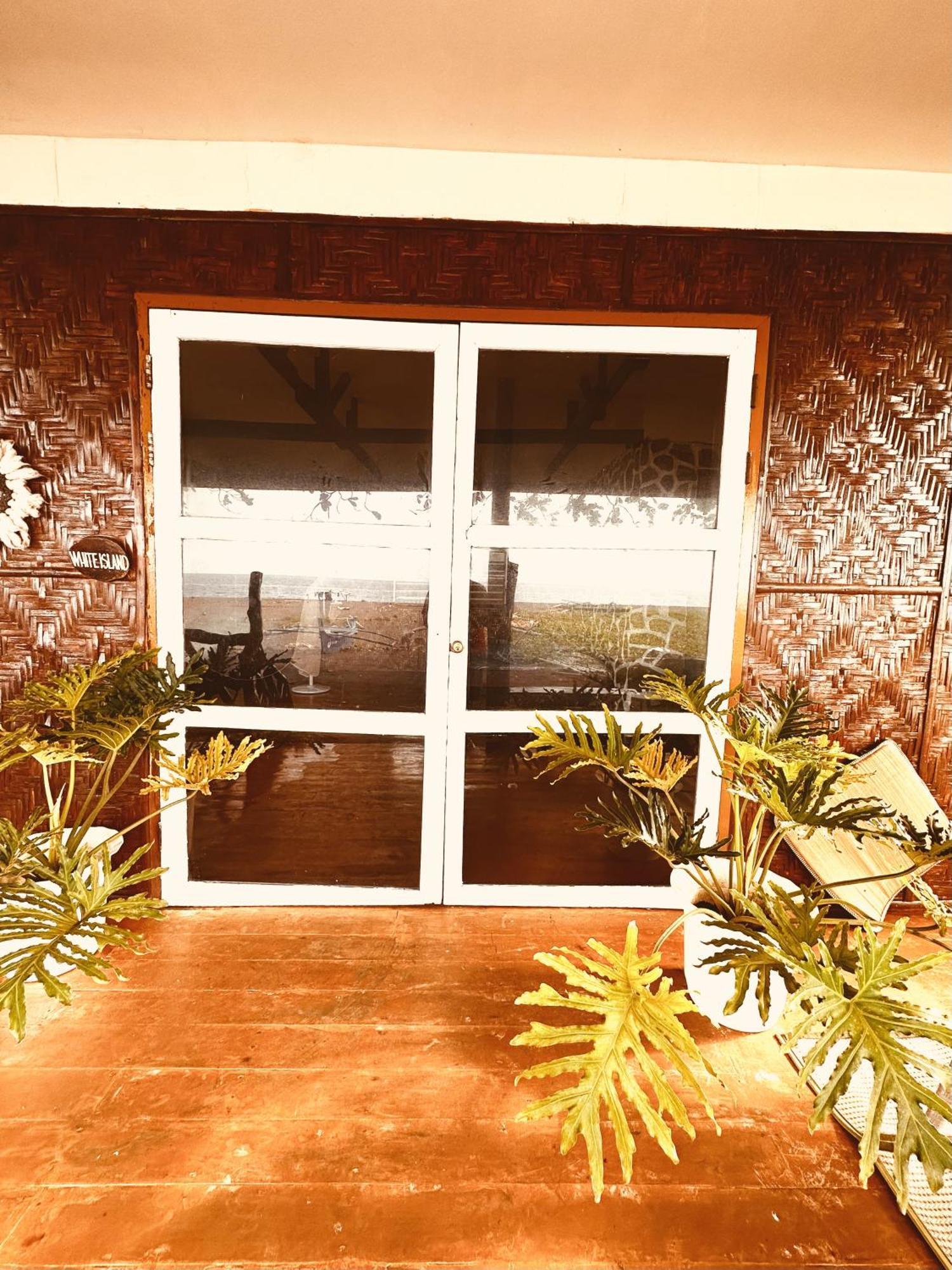 Playa Del Fuego Camiguin Beach Hostel & Resort Mambajao Zewnętrze zdjęcie