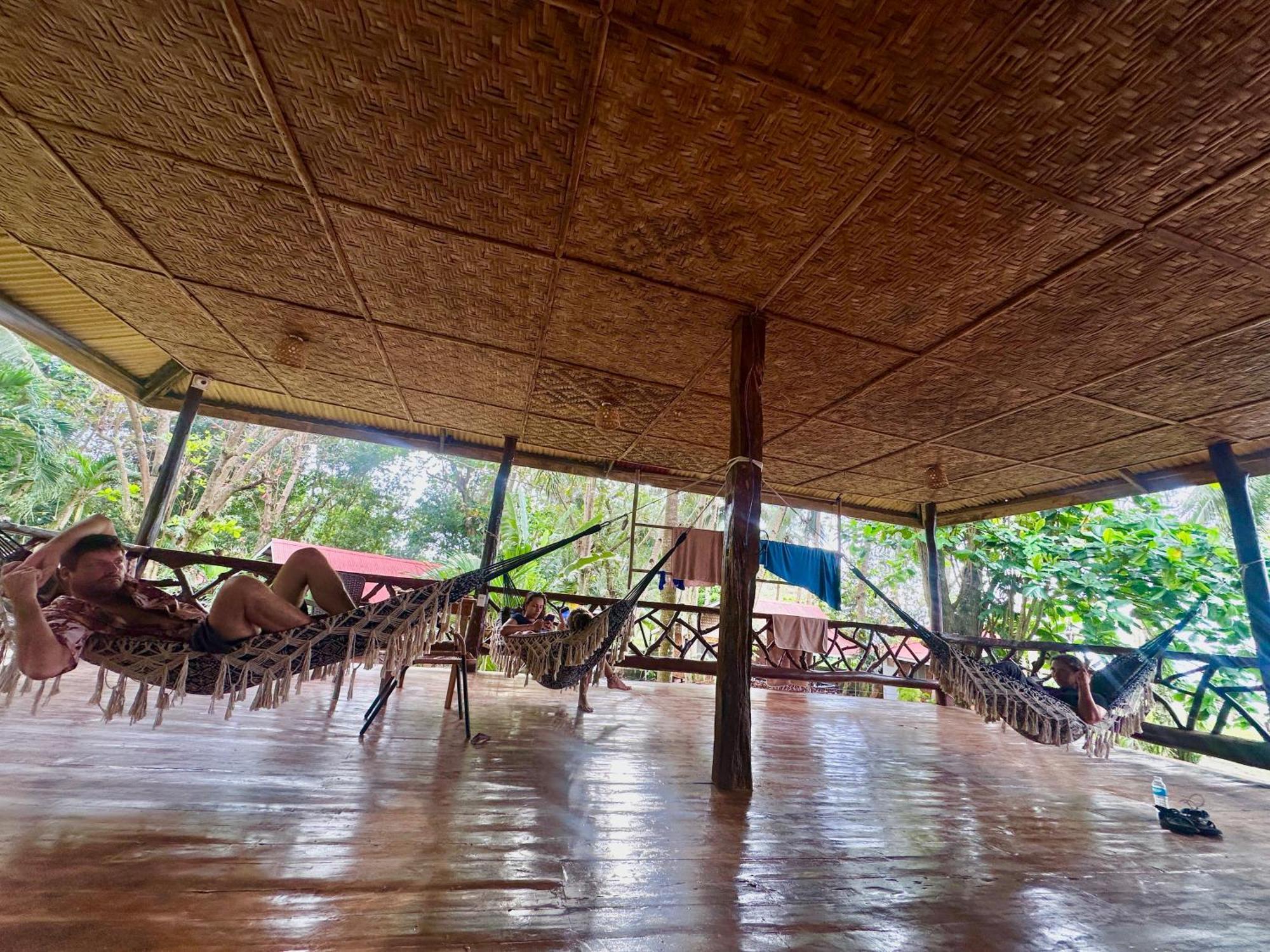 Playa Del Fuego Camiguin Beach Hostel & Resort Mambajao Zewnętrze zdjęcie